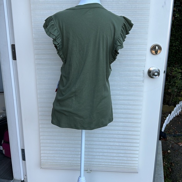 BNWT Gap army green flutter sleeve ribbed top size XL stretchy - Picture 4 of 4